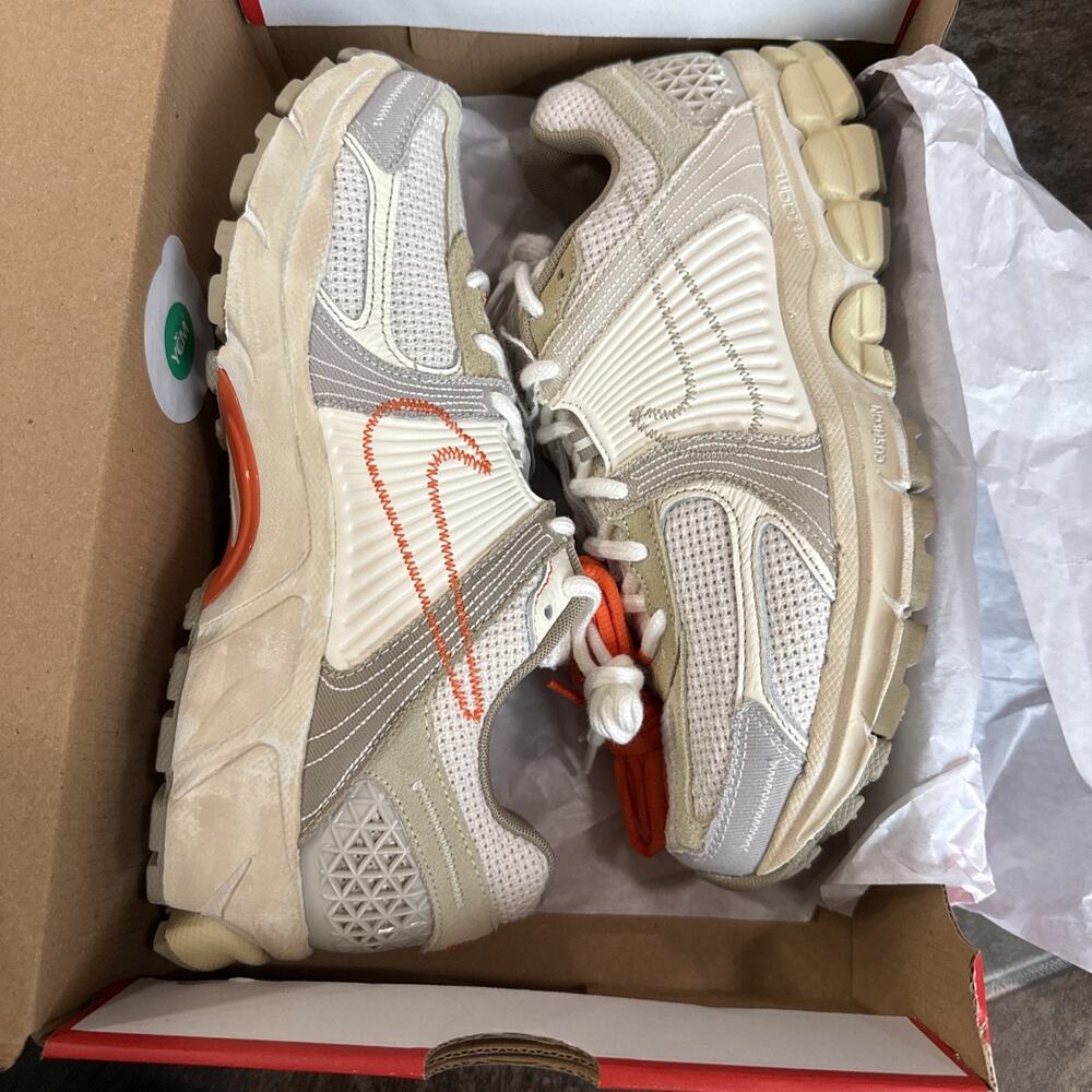 Size 9 - Nike Air Zoom Vomero 5 Muslin Pale Ivory
